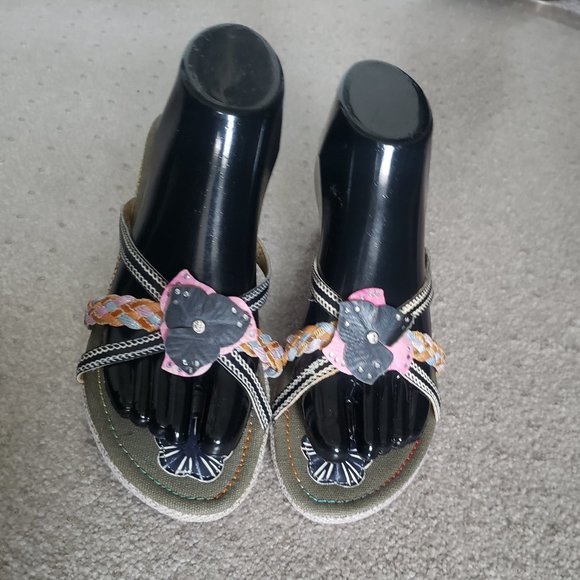 Passions Green Sandals and Passions Blue Sandals sz 9 - Picture 5 of 15